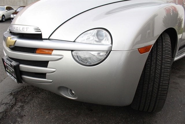 2004 Chevrolet SSR LS