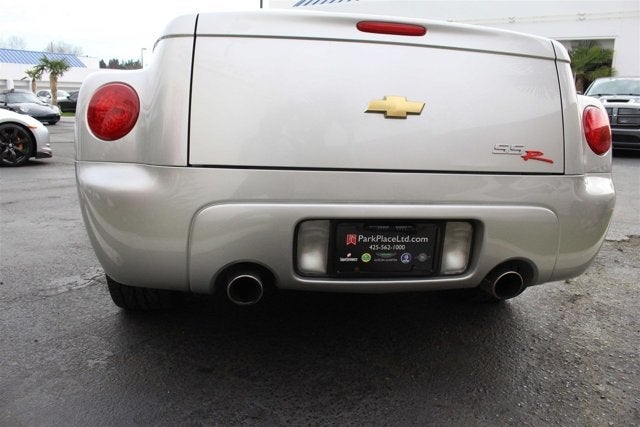2004 Chevrolet SSR LS