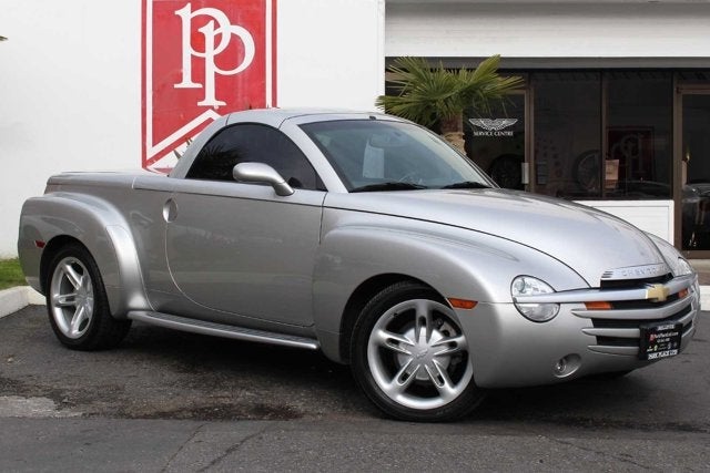 2004 Chevrolet SSR LS