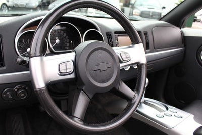 2004 Chevrolet SSR LS