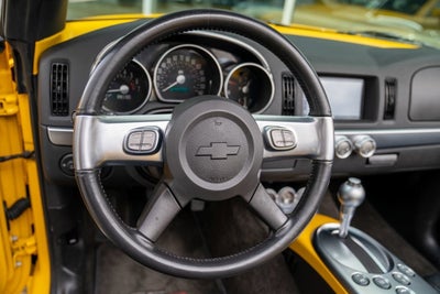 2004 Chevrolet SSR LS