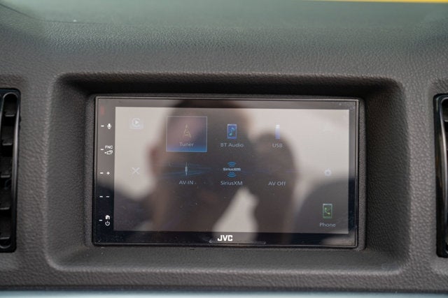 2004 Chevrolet SSR LS