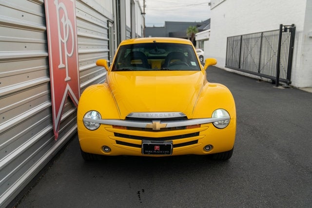 2004 Chevrolet SSR LS