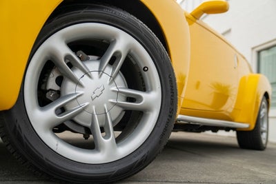 2004 Chevrolet SSR LS