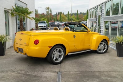 2004 Chevrolet SSR LS