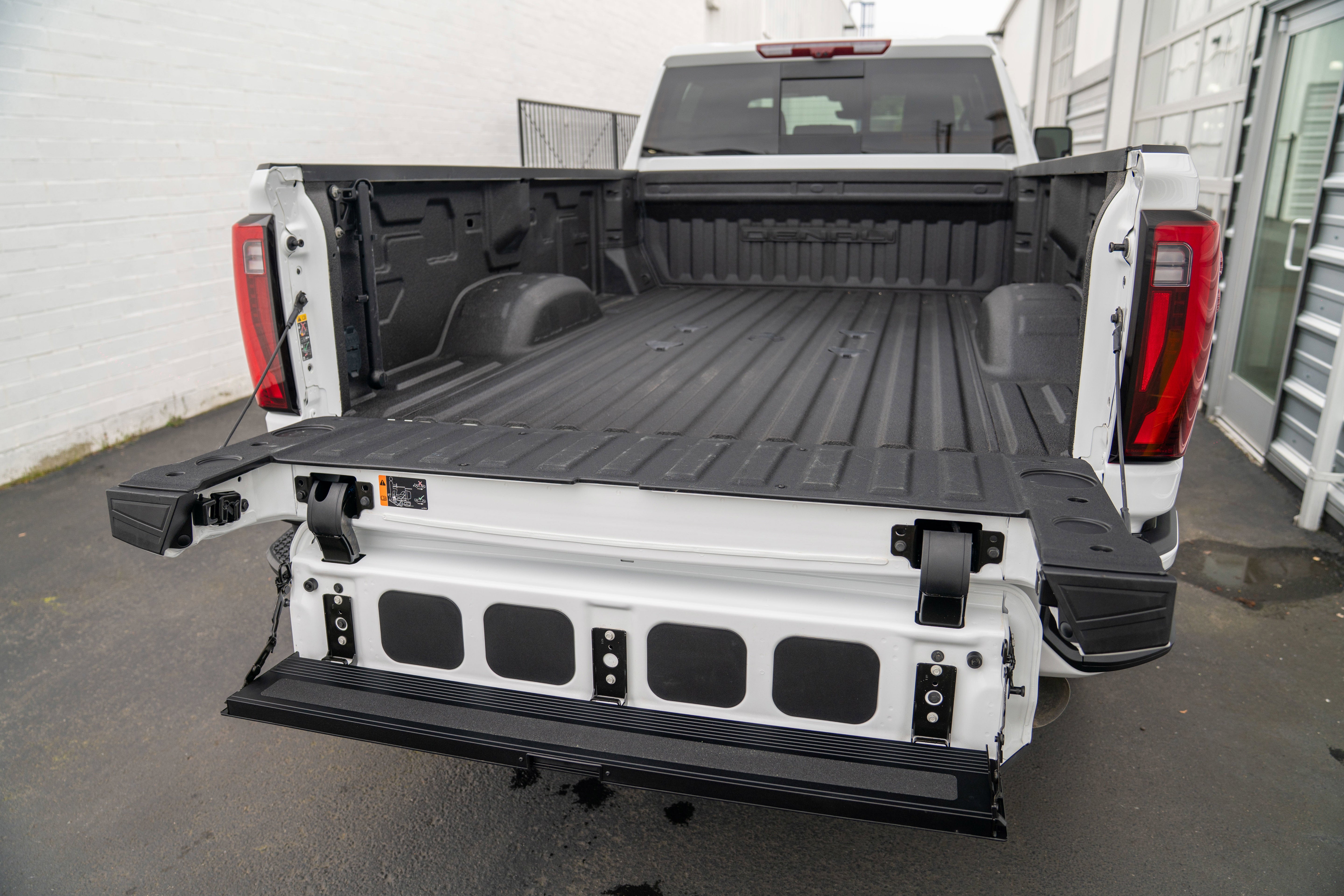 2024 GMC Sierra 3500HD Denali