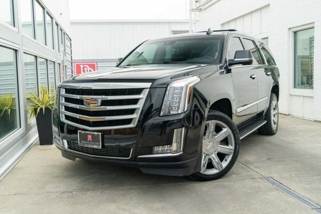 2016 Cadillac Escalade Luxury Collection