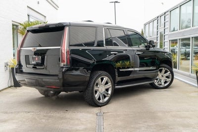 2016 Cadillac Escalade Luxury Collection