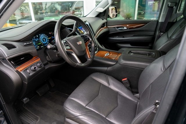 2016 Cadillac Escalade Luxury Collection