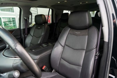 2016 Cadillac Escalade Luxury Collection