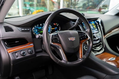 2016 Cadillac Escalade Luxury Collection