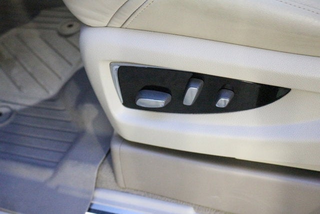 2015 Cadillac Escalade Premium