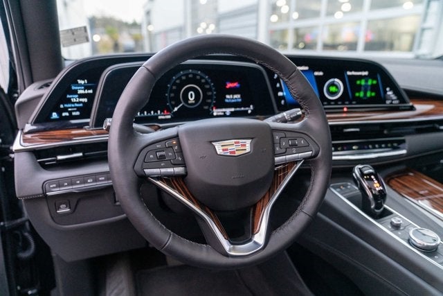 2022 Cadillac Escalade ESV Premium Luxury