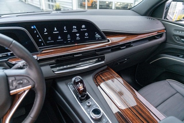 2022 Cadillac Escalade ESV Premium Luxury