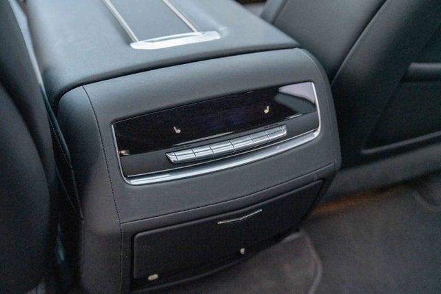 2022 Cadillac Escalade ESV Premium Luxury