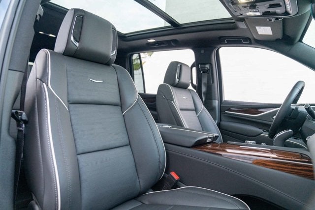 2022 Cadillac Escalade ESV Premium Luxury