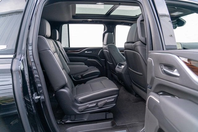 2022 Cadillac Escalade ESV Premium Luxury