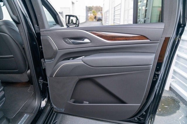 2022 Cadillac Escalade ESV Premium Luxury