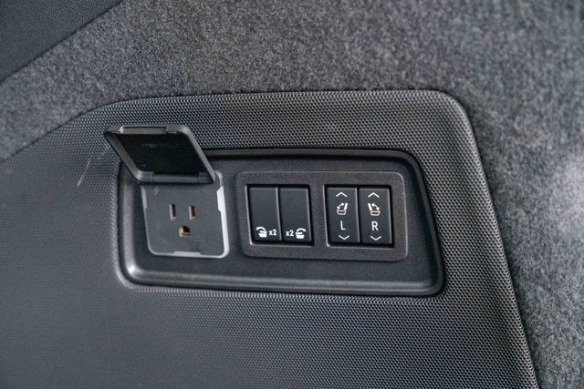 2022 Cadillac Escalade ESV Premium Luxury