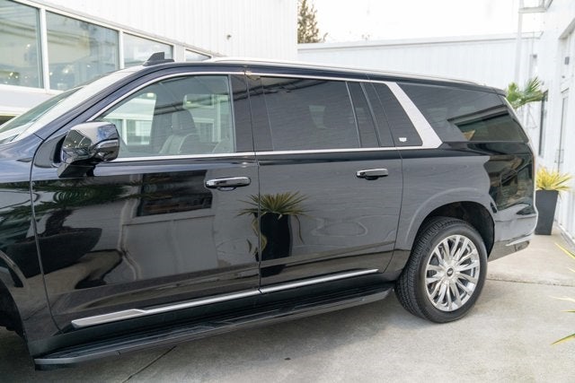 2022 Cadillac Escalade ESV Premium Luxury