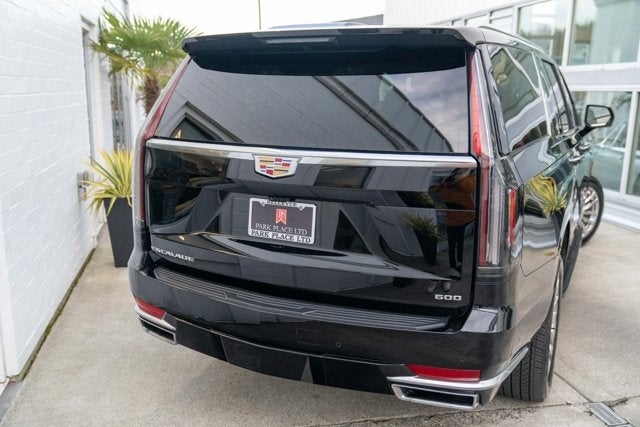 2022 Cadillac Escalade ESV Premium Luxury