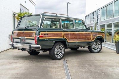 1991 Jeep Grand Wagoneer 4dr Wagon 4WD