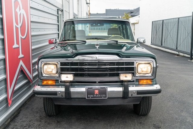 1991 Jeep Grand Wagoneer 4dr Wagon 4WD