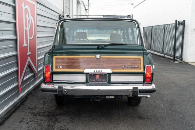 1991 Jeep Grand Wagoneer 4dr Wagon 4WD