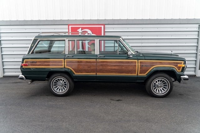 1991 Jeep Grand Wagoneer 4dr Wagon 4WD