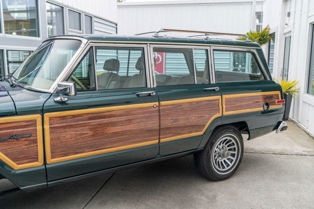 1991 Jeep Grand Wagoneer 4dr Wagon 4WD