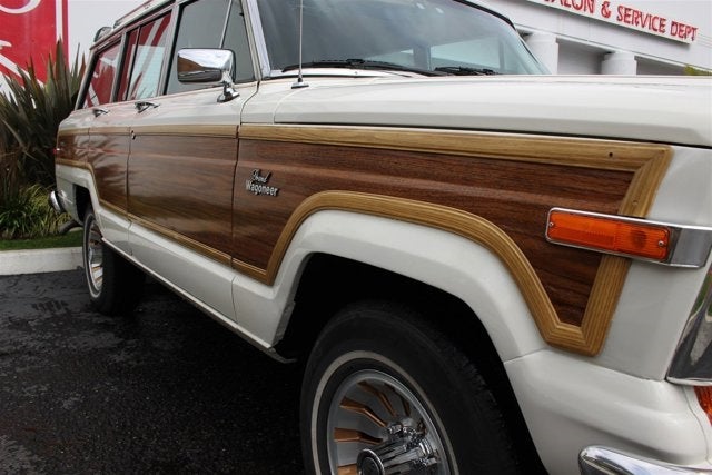 1986 Jeep Grand Wagoneer Base