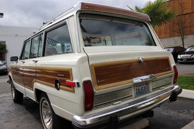 1986 Jeep Grand Wagoneer Base