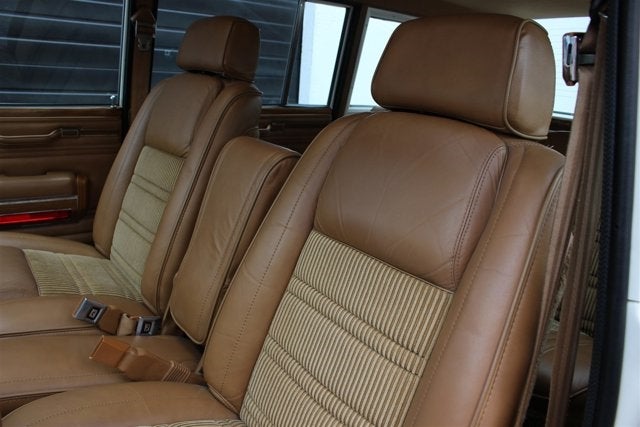 1986 Jeep Grand Wagoneer Base