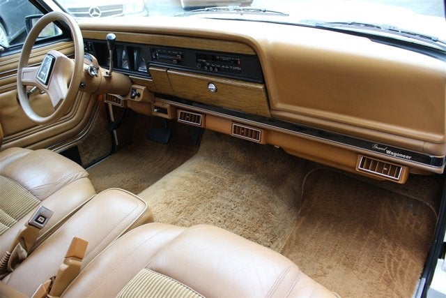 1986 Jeep Grand Wagoneer Base