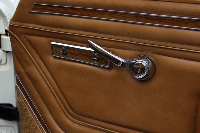 1986 Jeep Grand Wagoneer Base