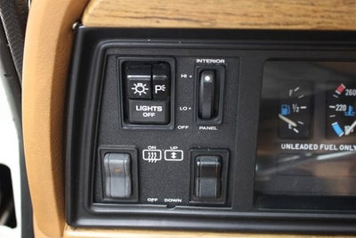 1986 Jeep Grand Wagoneer Base