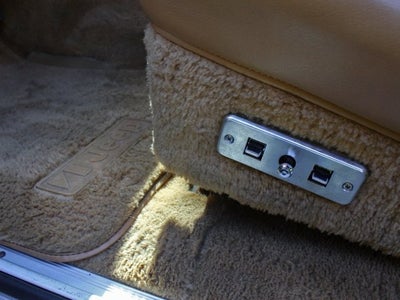 1988 Jeep Grand Wagoneer Base