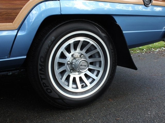 1988 Jeep Grand Wagoneer Base