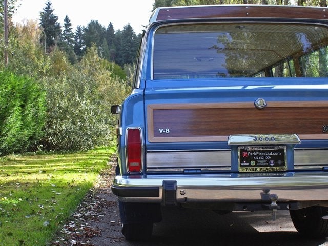 1988 Jeep Grand Wagoneer Base