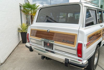 1988 Jeep Grand Wagoneer Base