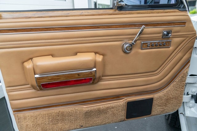 1988 Jeep Grand Wagoneer Base