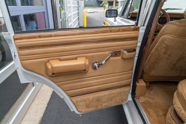 1988 Jeep Grand Wagoneer Base