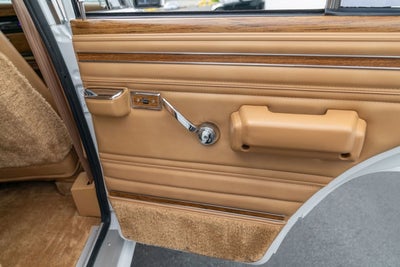 1988 Jeep Grand Wagoneer Base