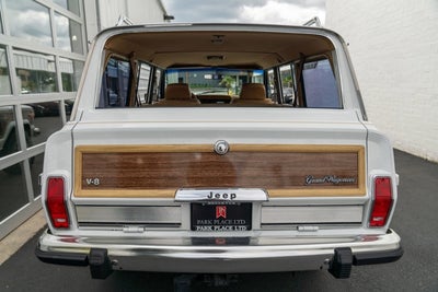 1988 Jeep Grand Wagoneer Base