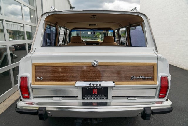 1988 Jeep Grand Wagoneer Base
