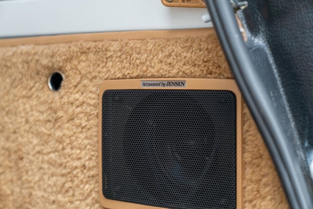 1988 Jeep Grand Wagoneer Base