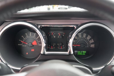 2006 Ford Mustang GT Deluxe