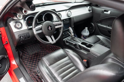 2006 Ford Mustang GT Deluxe