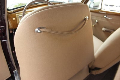 1940 Chevrolet Special Deluxe 2-Door Town Sedan