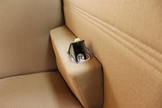 1940 Chevrolet Special Deluxe 2-Door Town Sedan